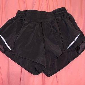 Lululemon hotty hot shorts